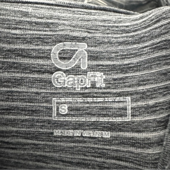 GapFit Heather Gray Striped Long Sleeve Pullover Top Small - Picture 4 of 7